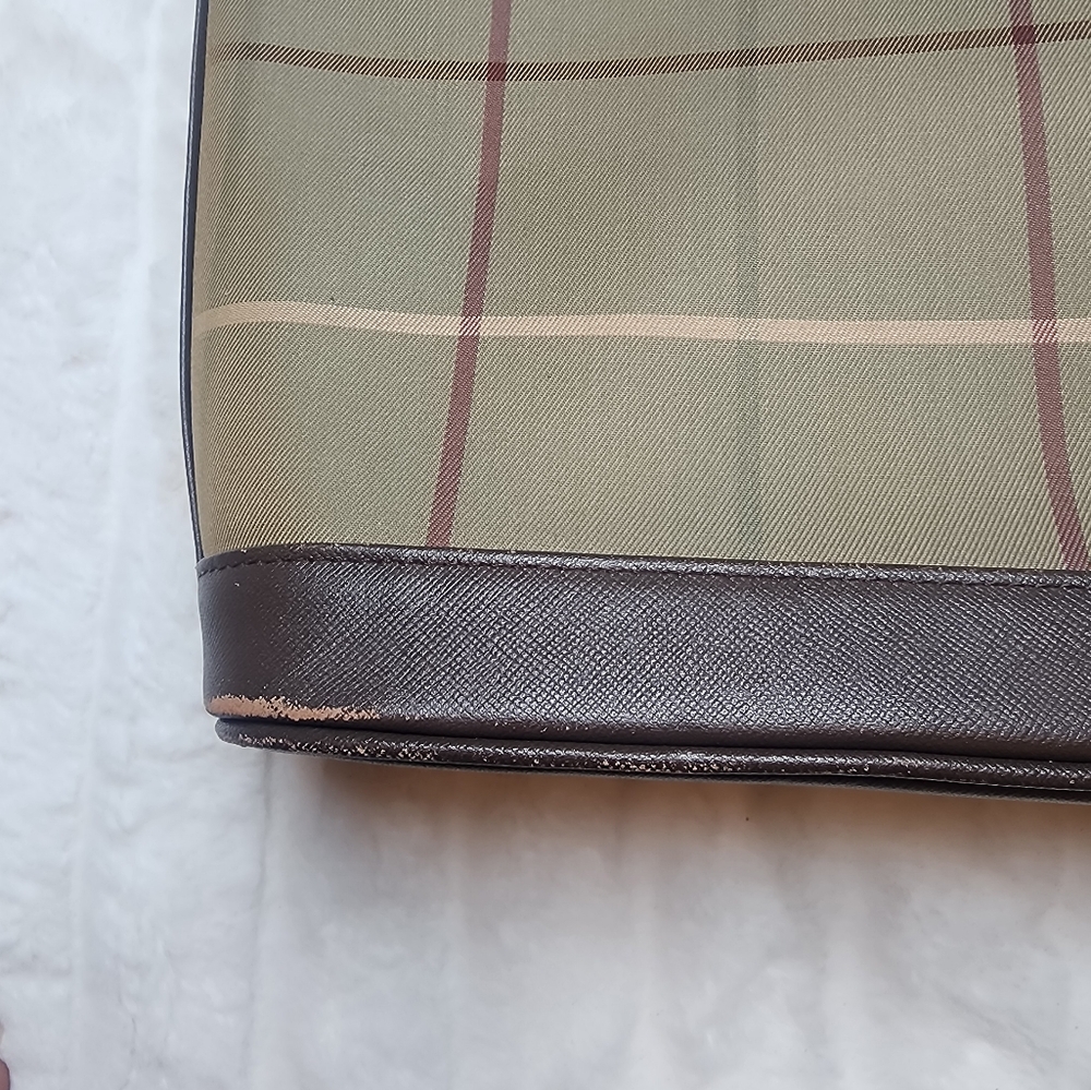 Vinatge Burberry Green and Brown Shoulder Bag - Picture 3 of 11